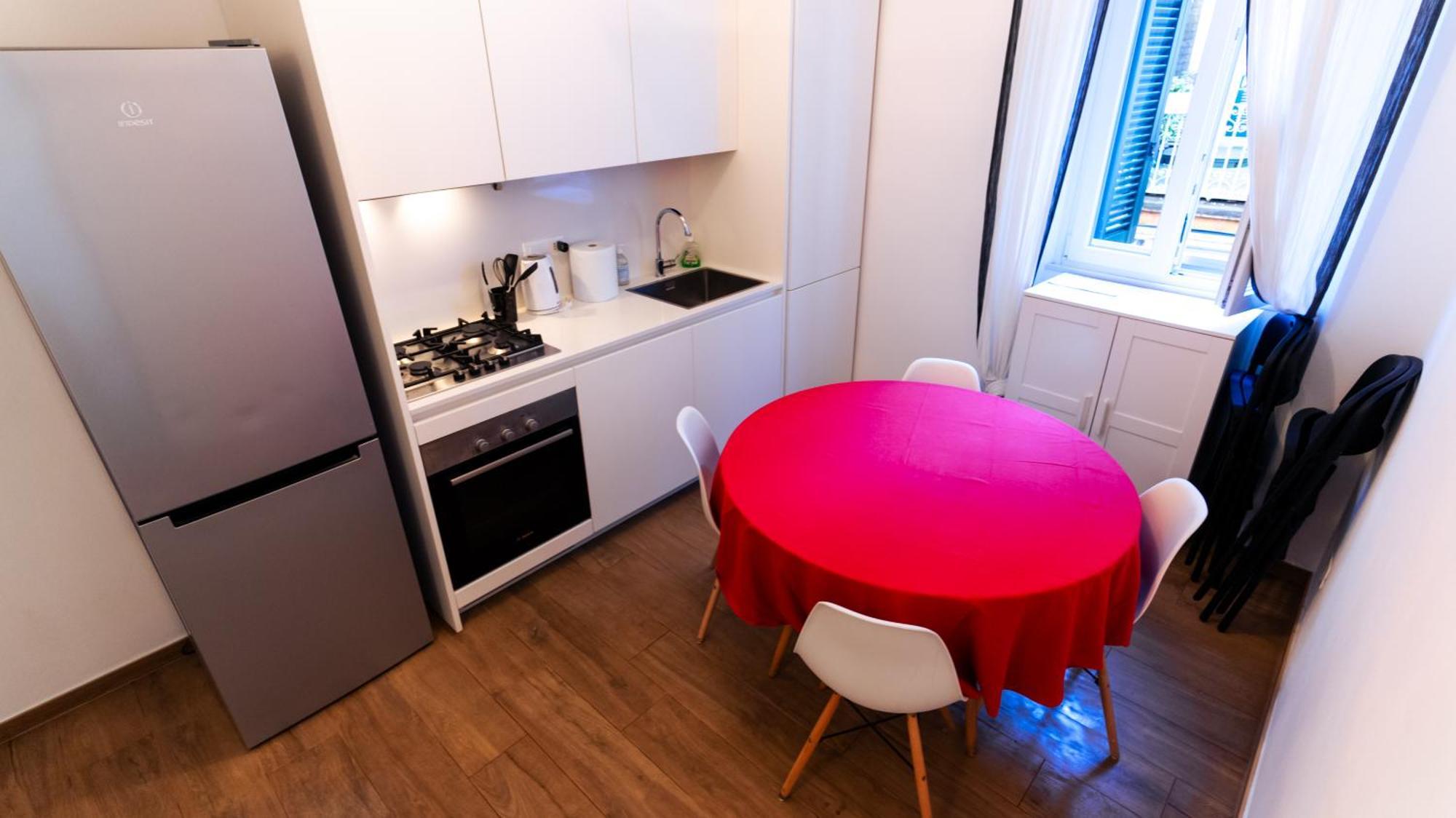 Exclusive Apartment - Magritte Style Lecco Exterior foto